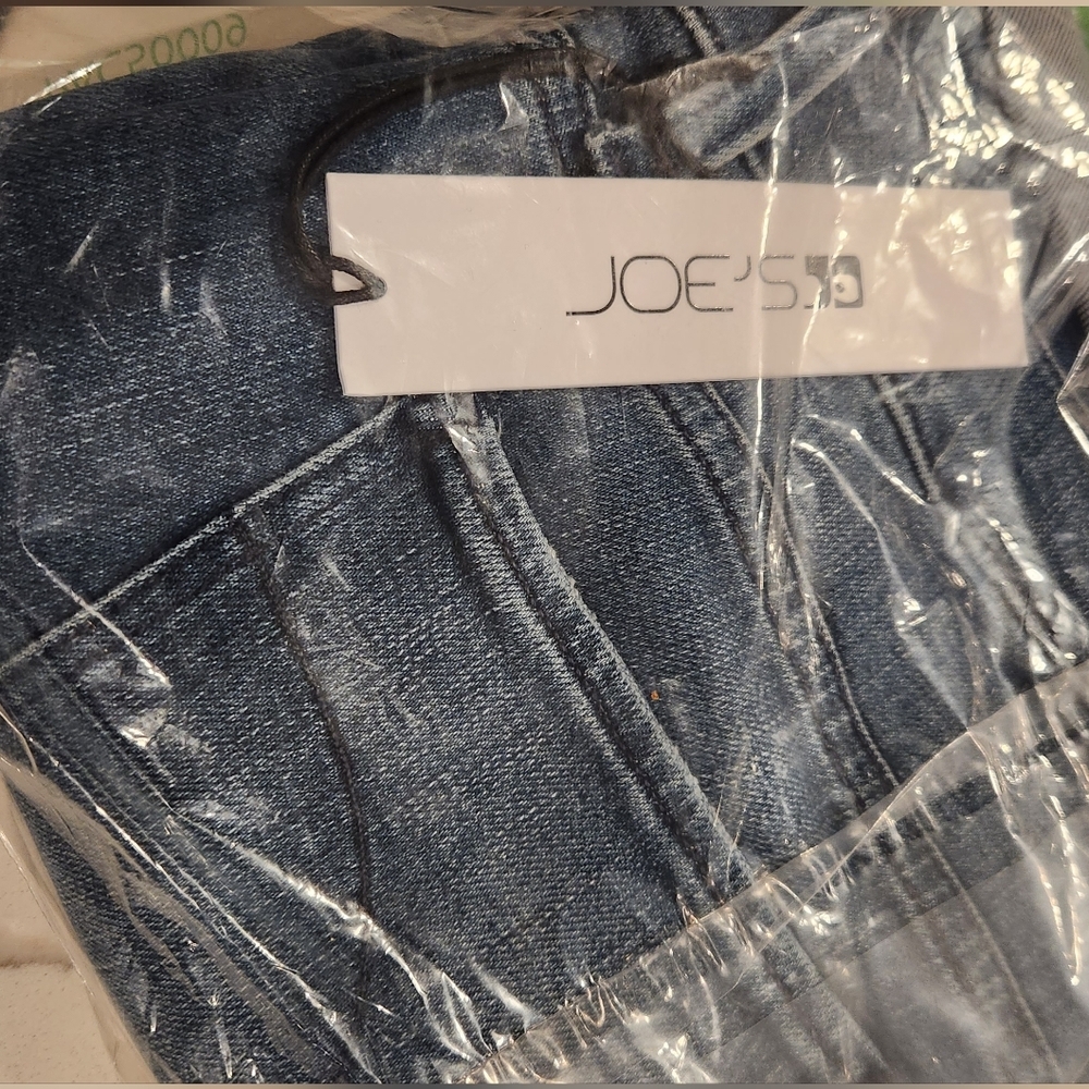 New! Joe's Jeans The Bobby Boyfriend with Back Arc Highway 29W x 25L - Picture 3 of 3